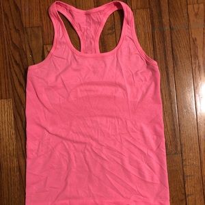 Lululemon swiftly tech tank